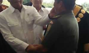 Foto Kenangan Ernanda Lasanawan bersama almarhum